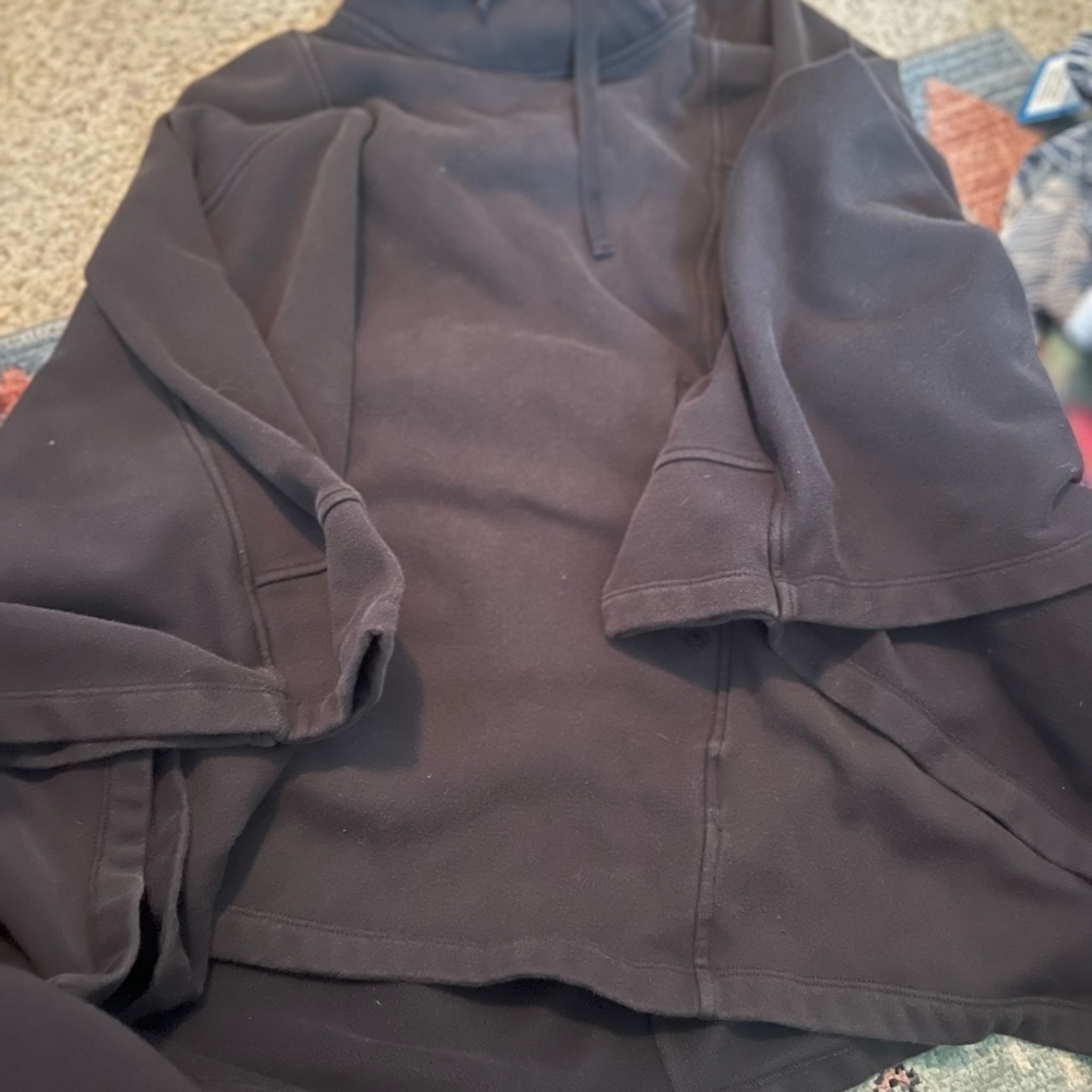 UGG PONCHO IN BLACK - Picture 6 of 12